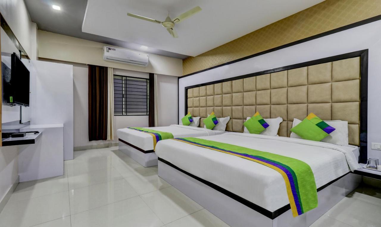 Treebo Sahara Suites 750 M From St Johns Medical College And Hospital Бенґалуру Екстер'єр фото